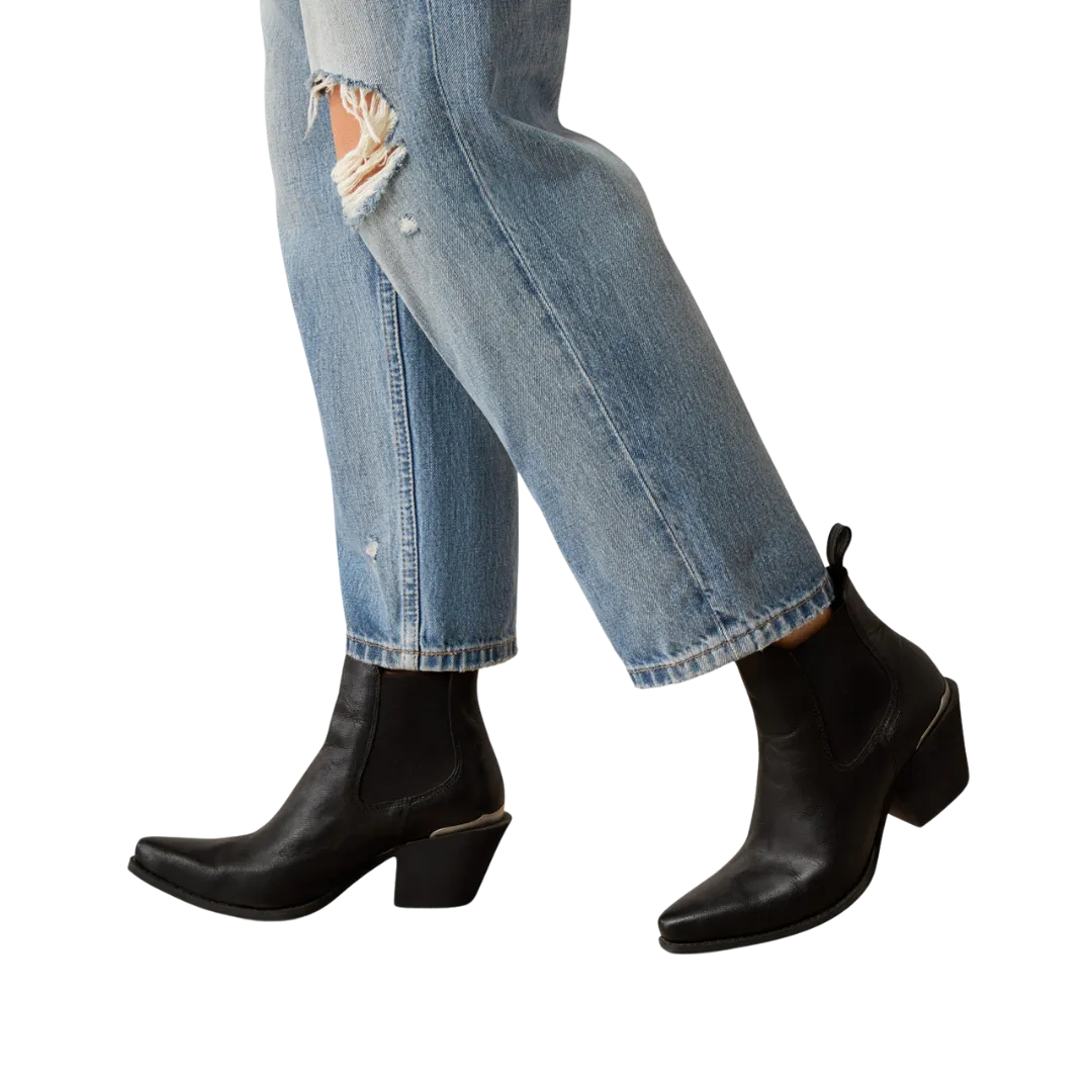 Ariat Women's Rodeo Quincy Tomboy Straight Dominca Jeans