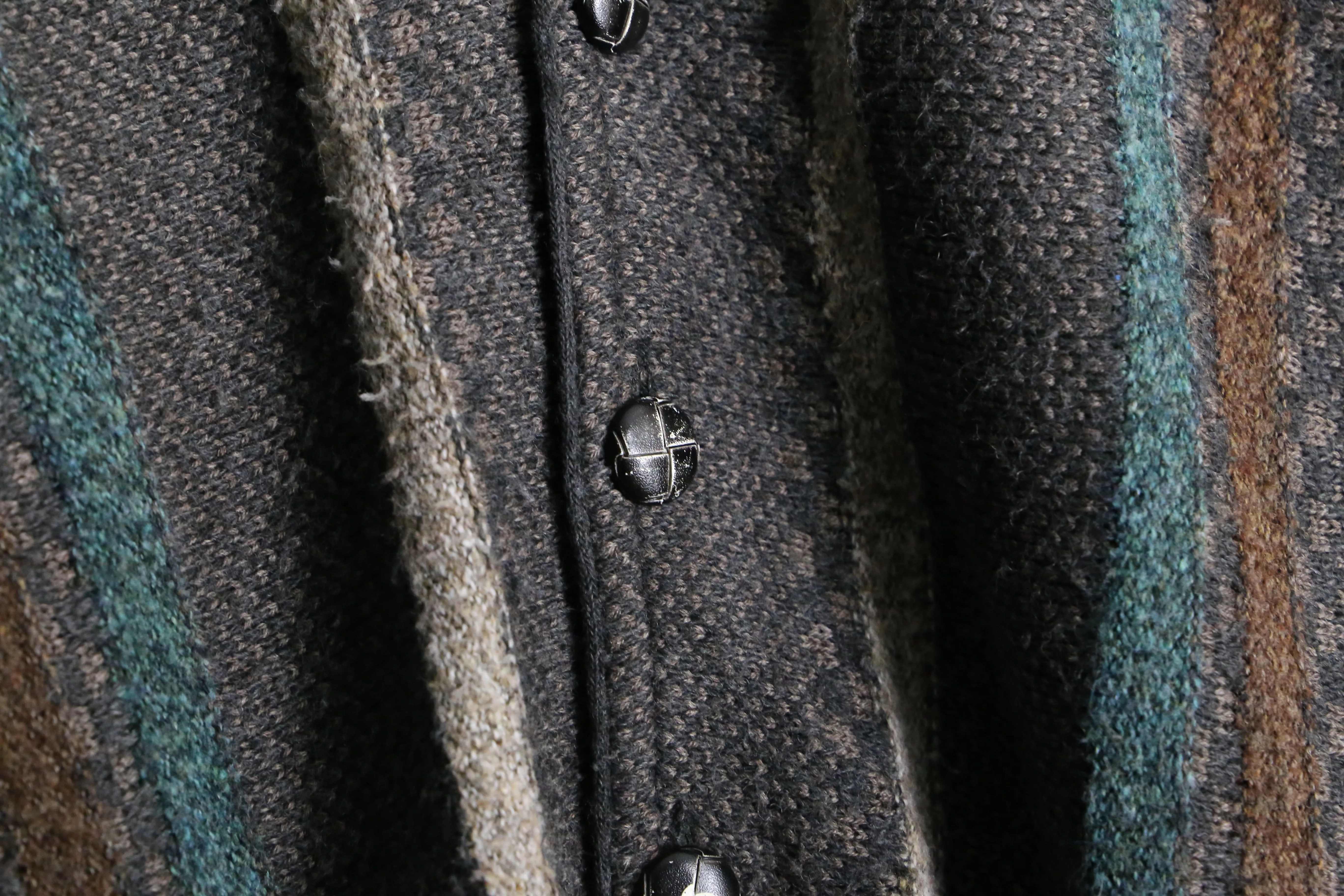 charcoal gray stripe design knit cardigan