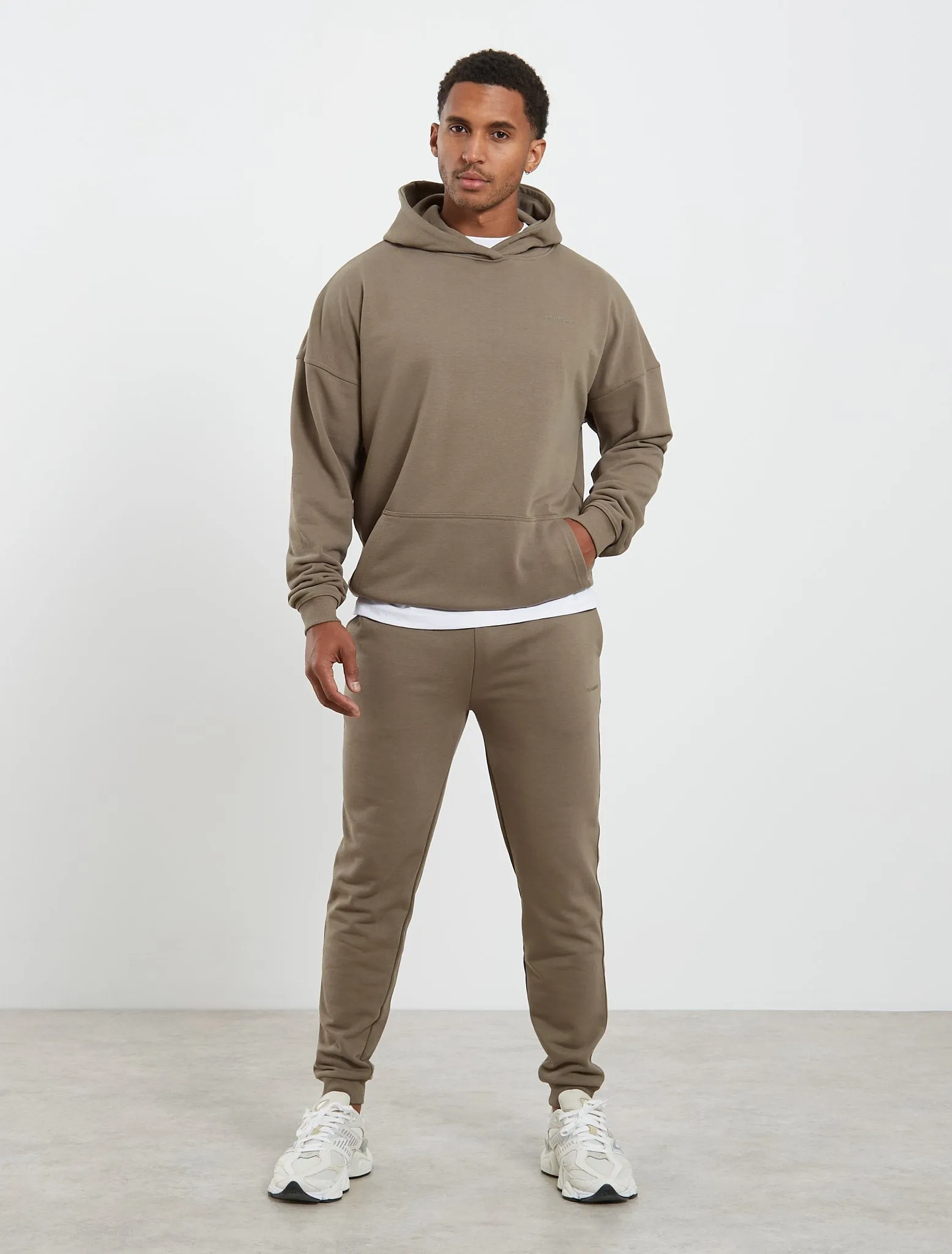 Core Loopback Joggers - Olive