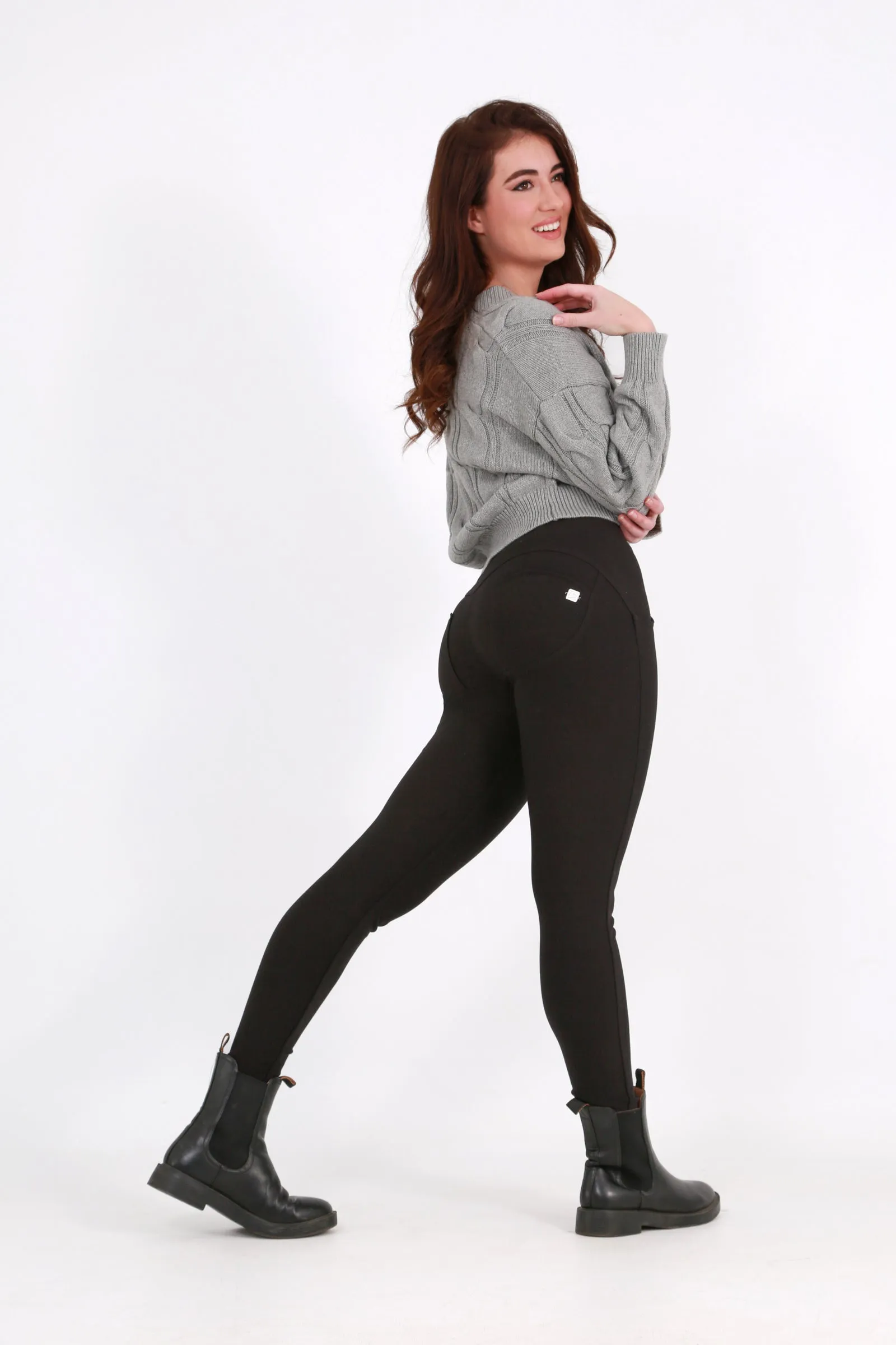 High waist Butt lifting shaping pants -  Wool blend black