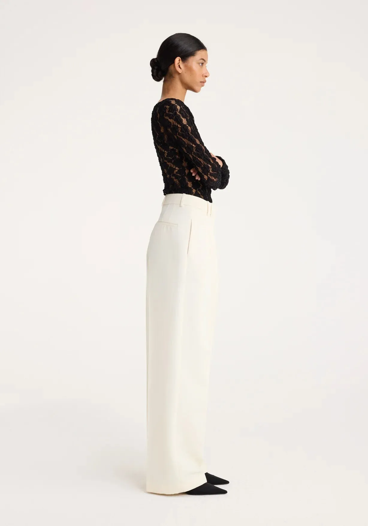 High-waisted Pleated Wide Leg Trousers in Off White