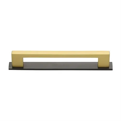 Metro Cabinet Pull Handle with Plate