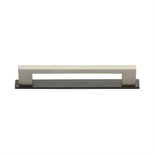 Metro Cabinet Pull Handle with Plate