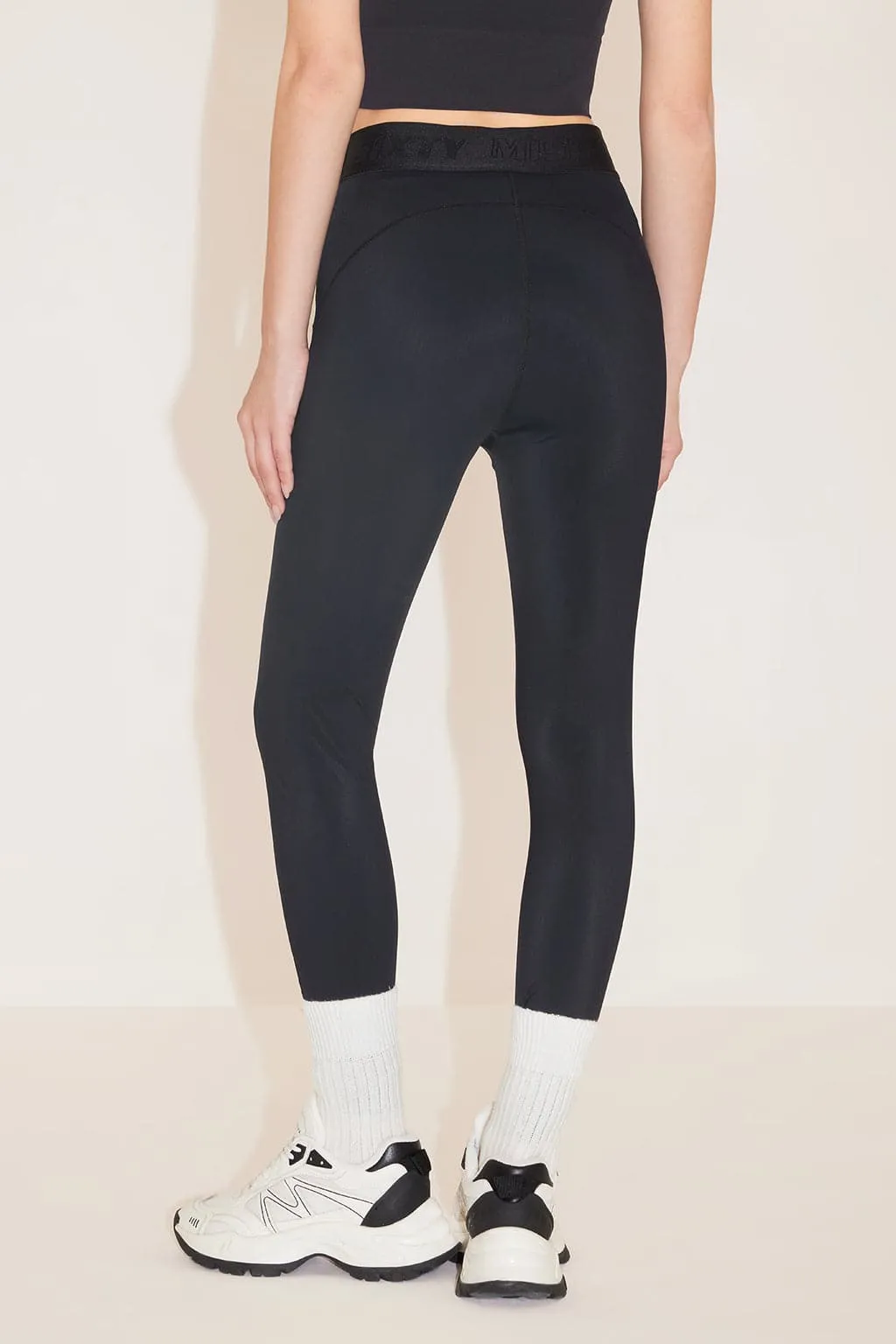 Mid-Rise Butt Lifting Skinny Fit Yoga Pants