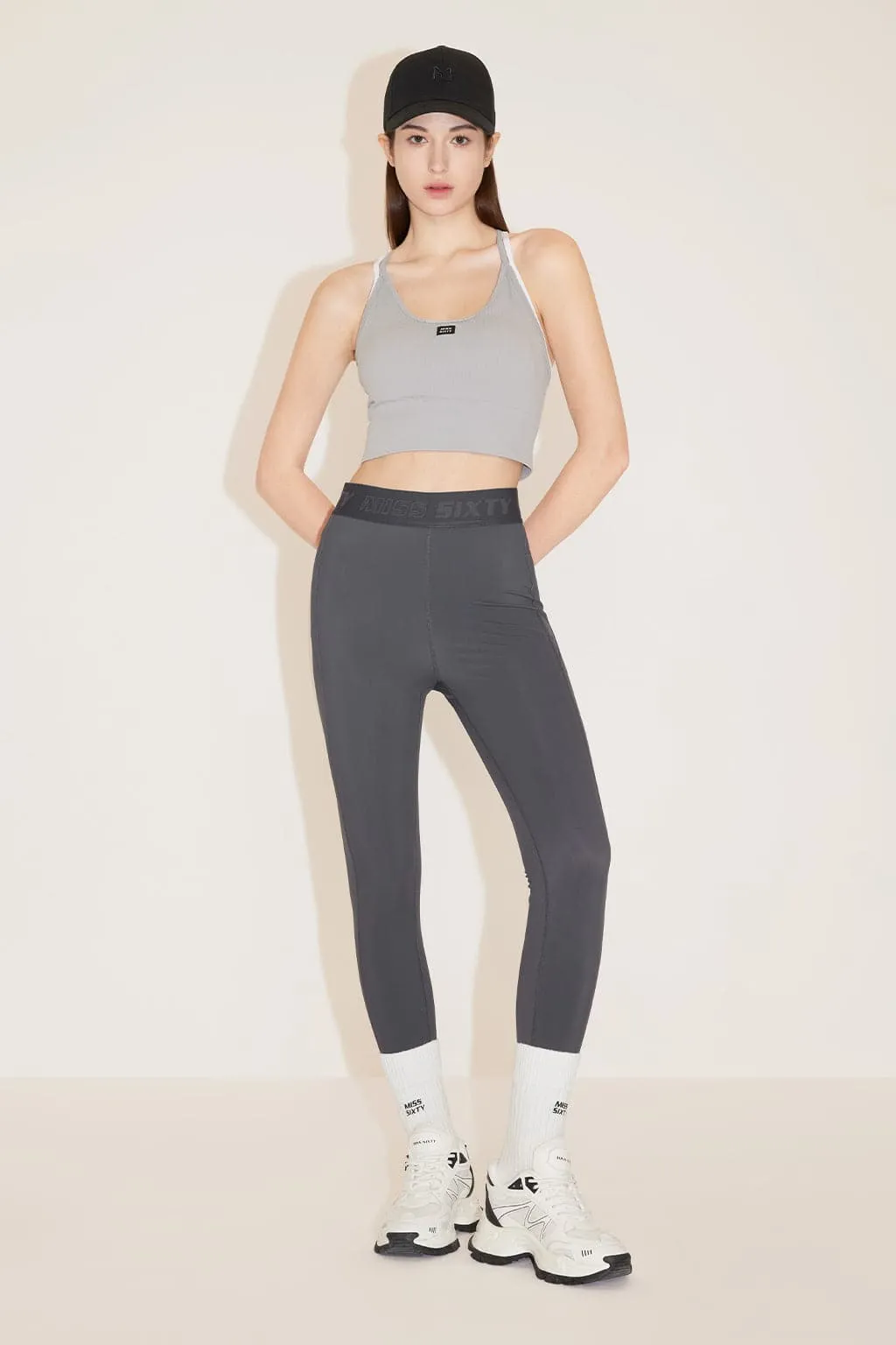 Mid-Rise Butt Lifting Skinny Fit Yoga Pants