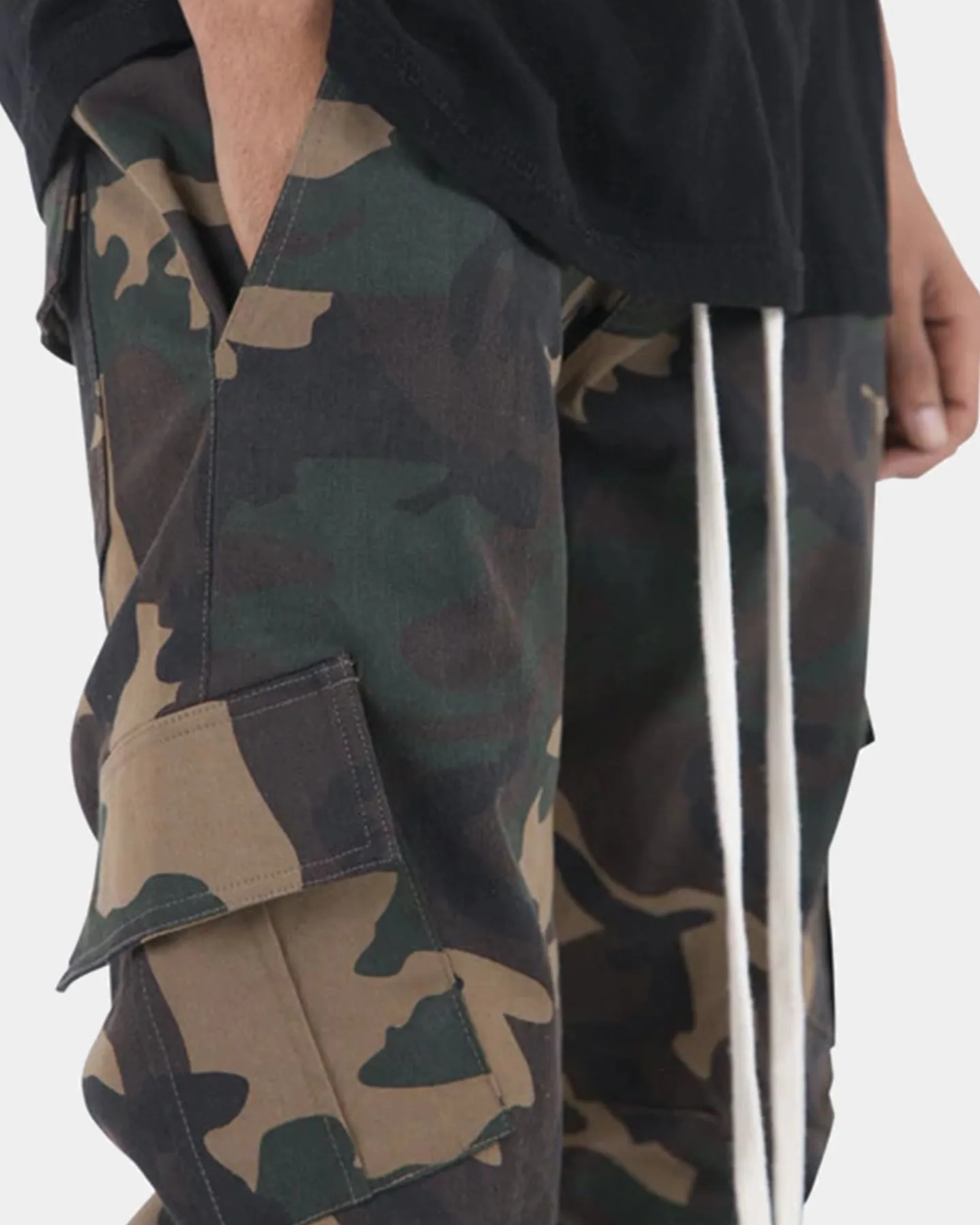 MNML Cargo Drawcord II Pants Woodland Camo