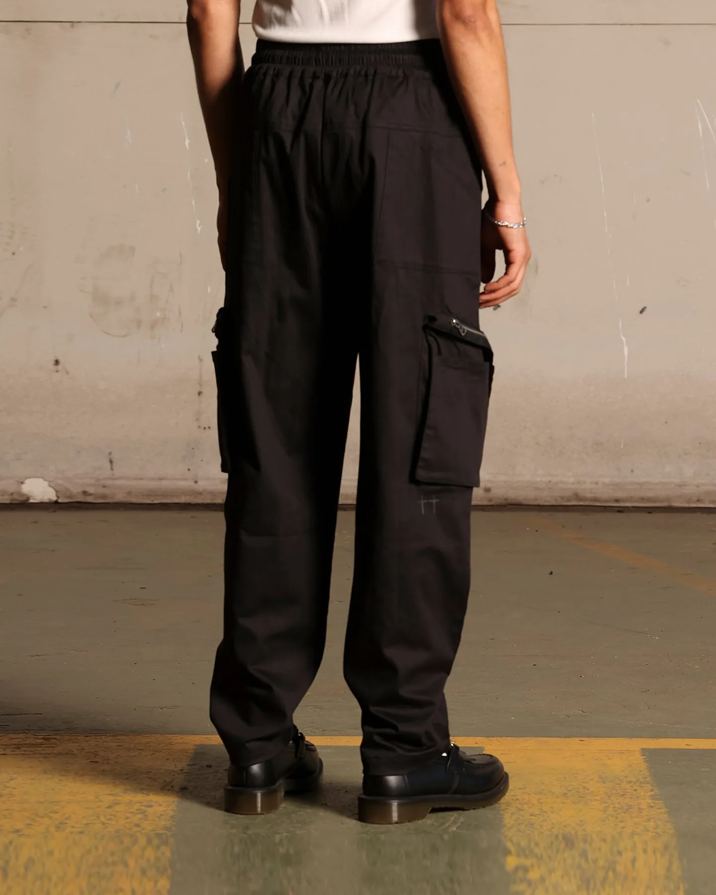 Saint Morta Gallery Zip Cargo Pants Black