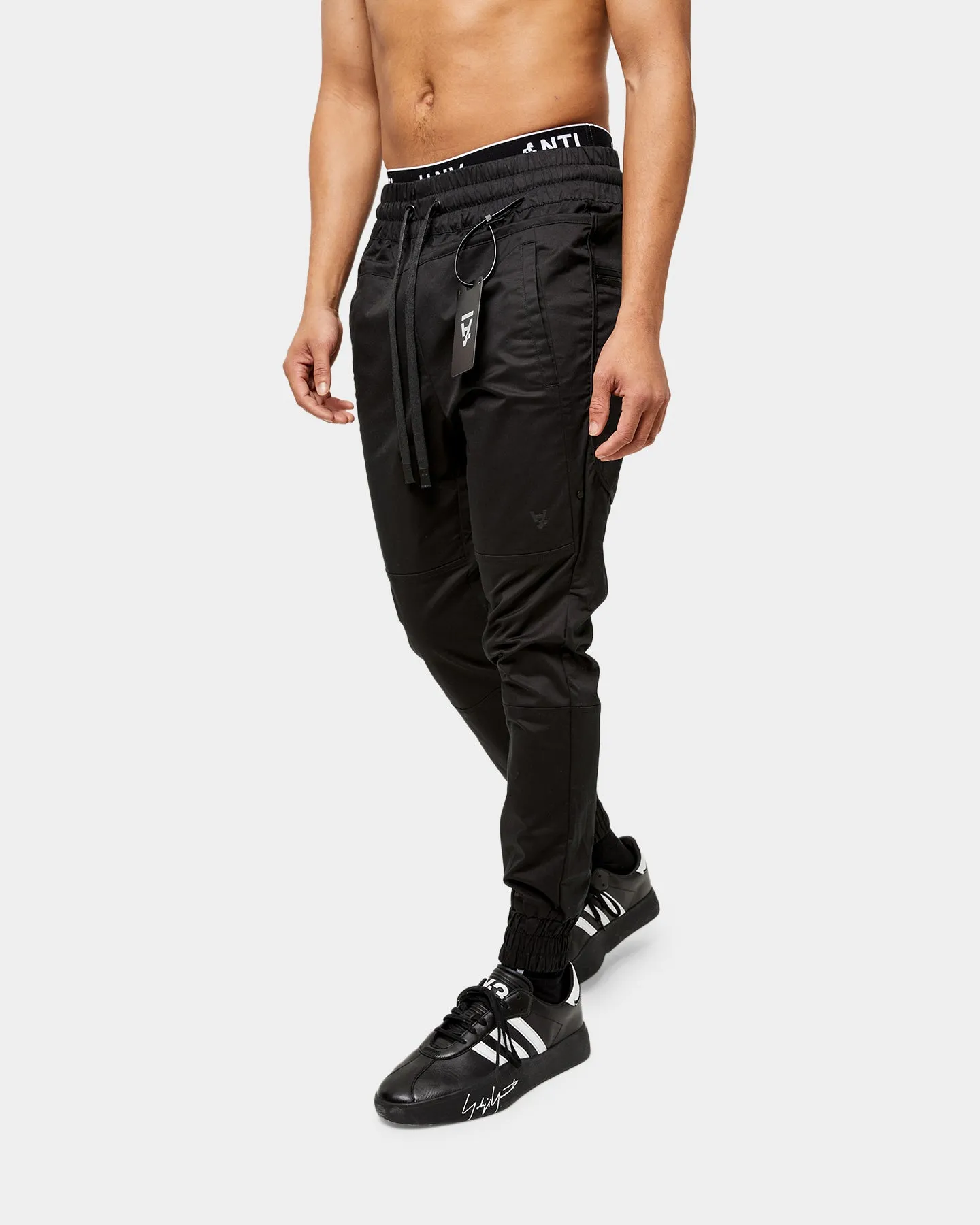 The Anti-Order Component Sneaker Jogger Black