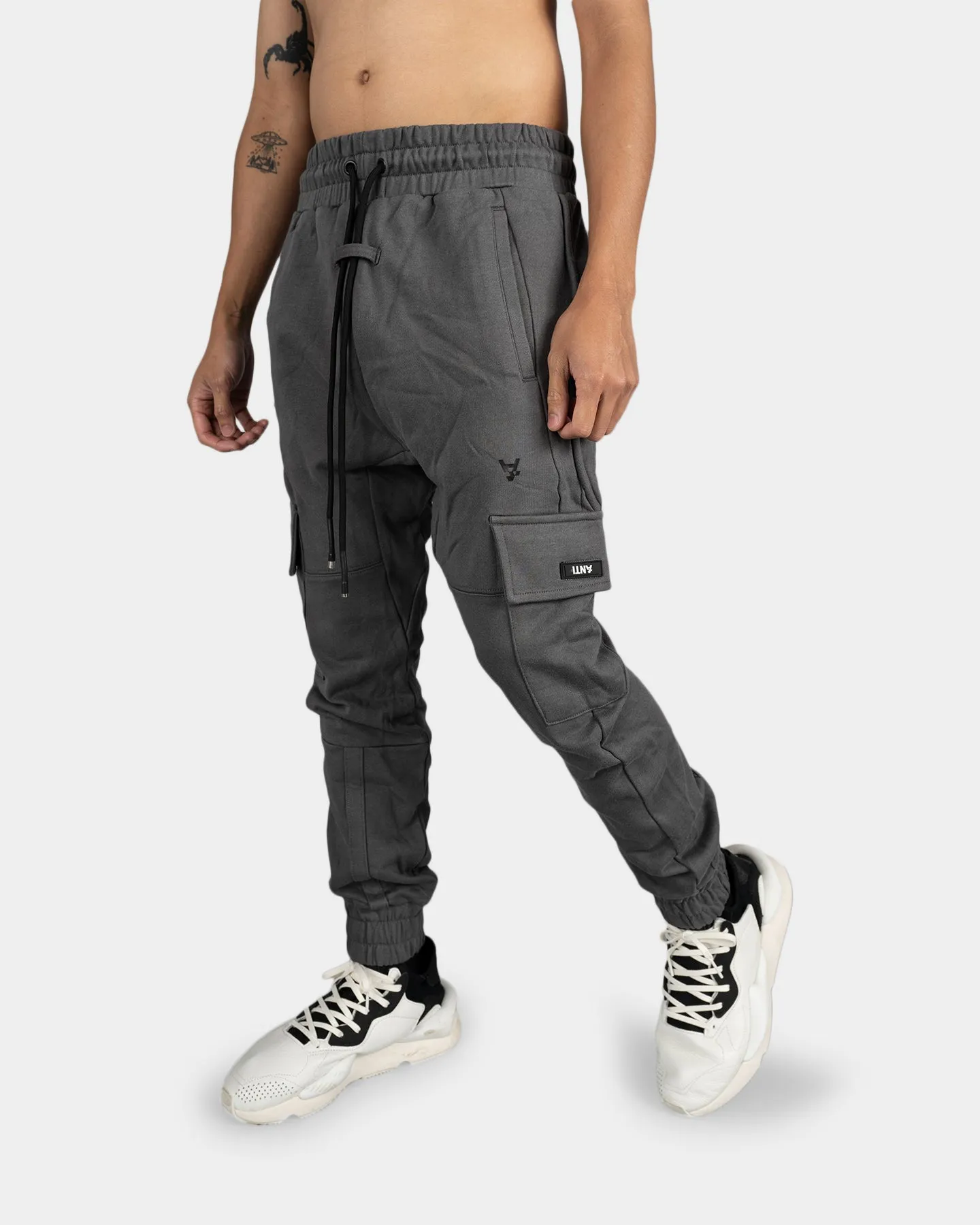 The Anti Order New Guard Trackpant Dark Graphite