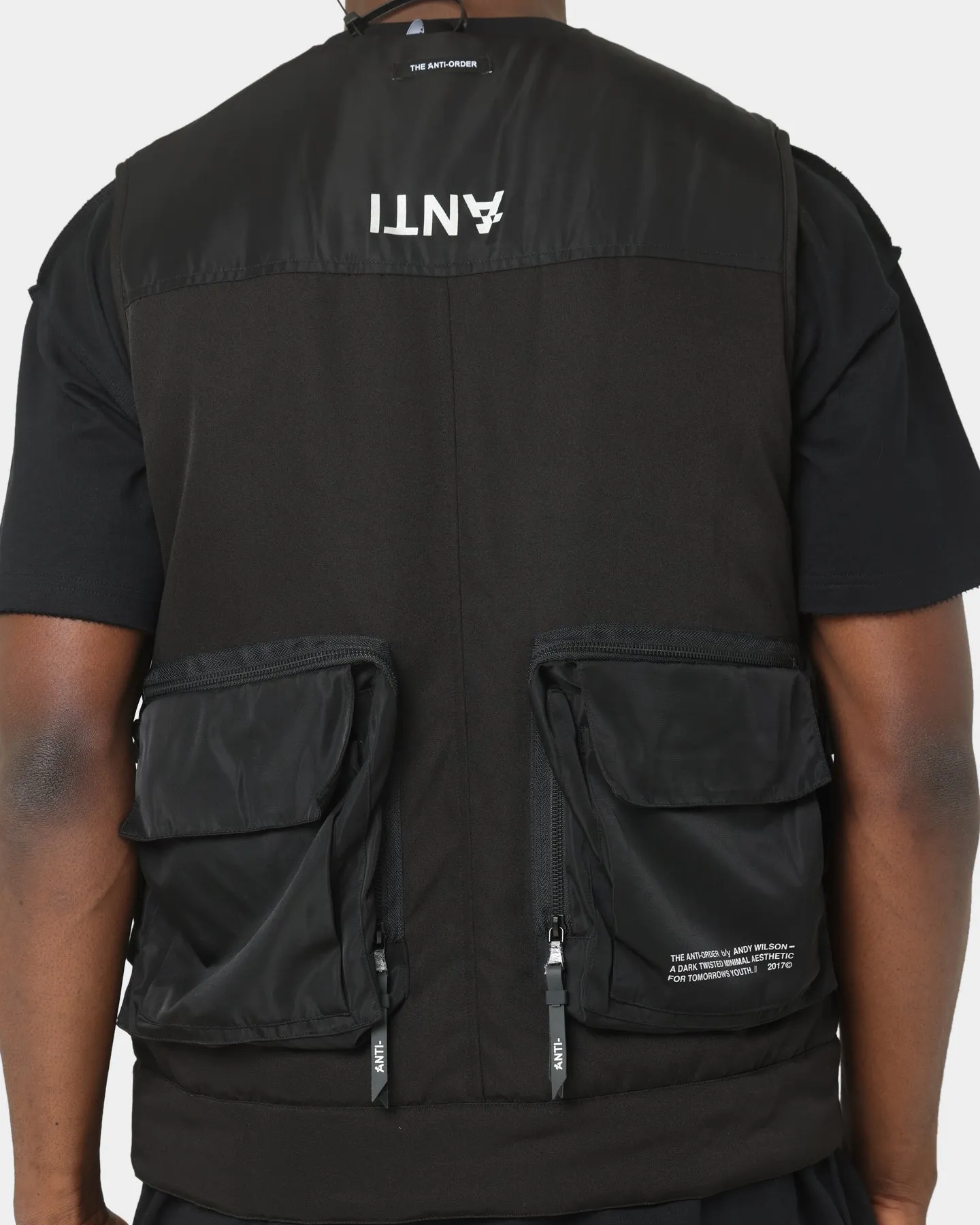 The Anti-Order Non-Military Vest Black/3M