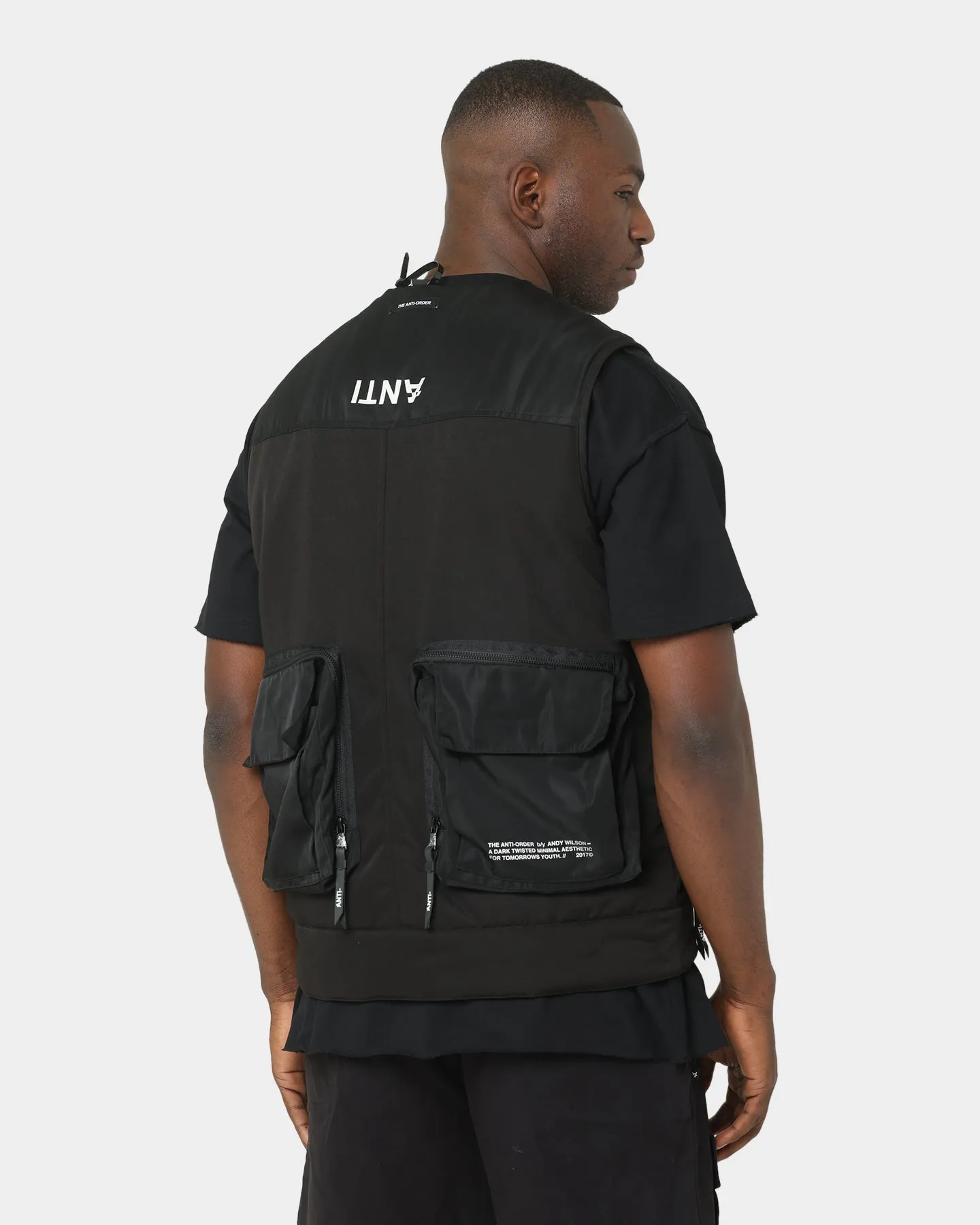 The Anti-Order Non-Military Vest Black/3M