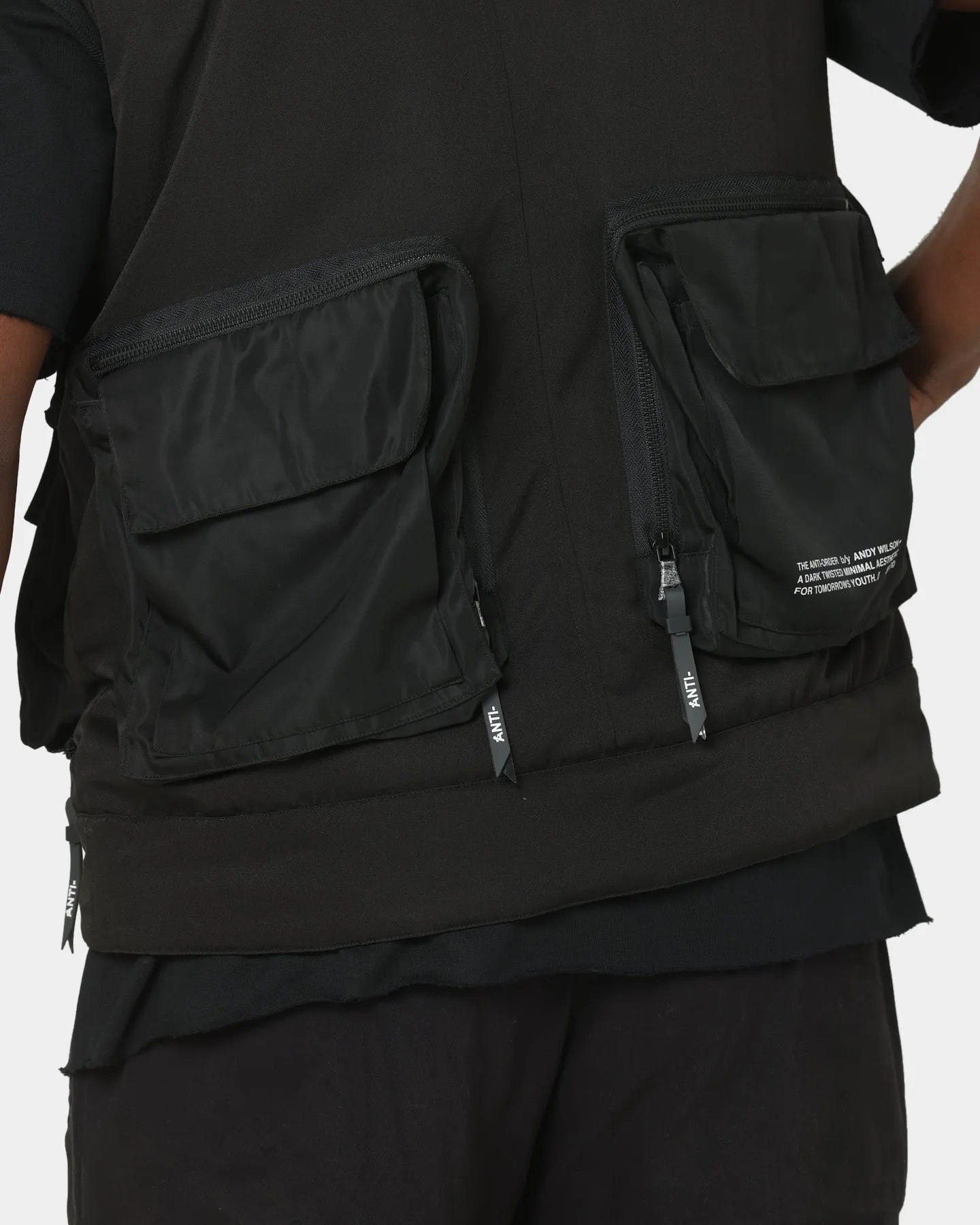 The Anti-Order Non-Military Vest Black/3M