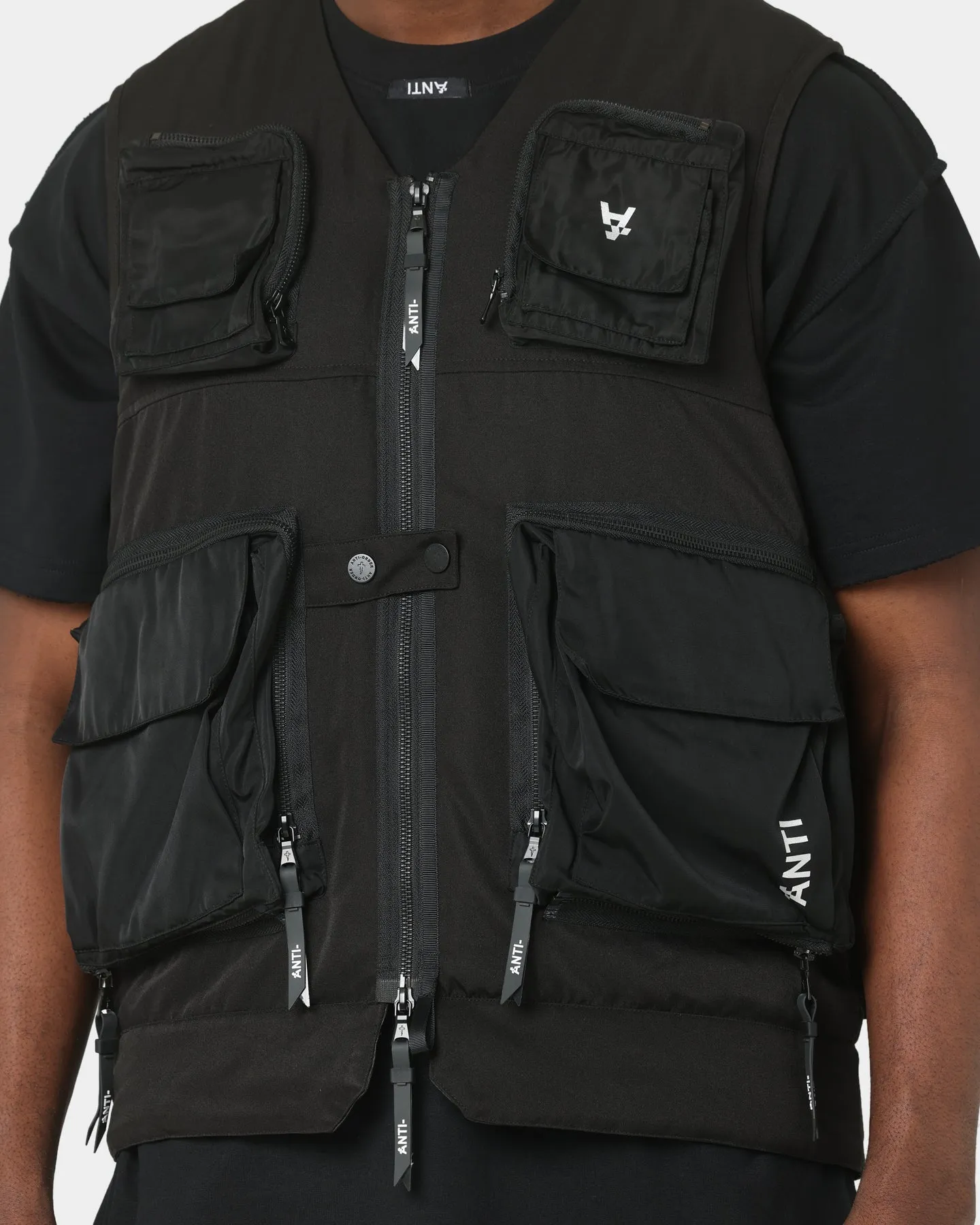 The Anti-Order Non-Military Vest Black/3M